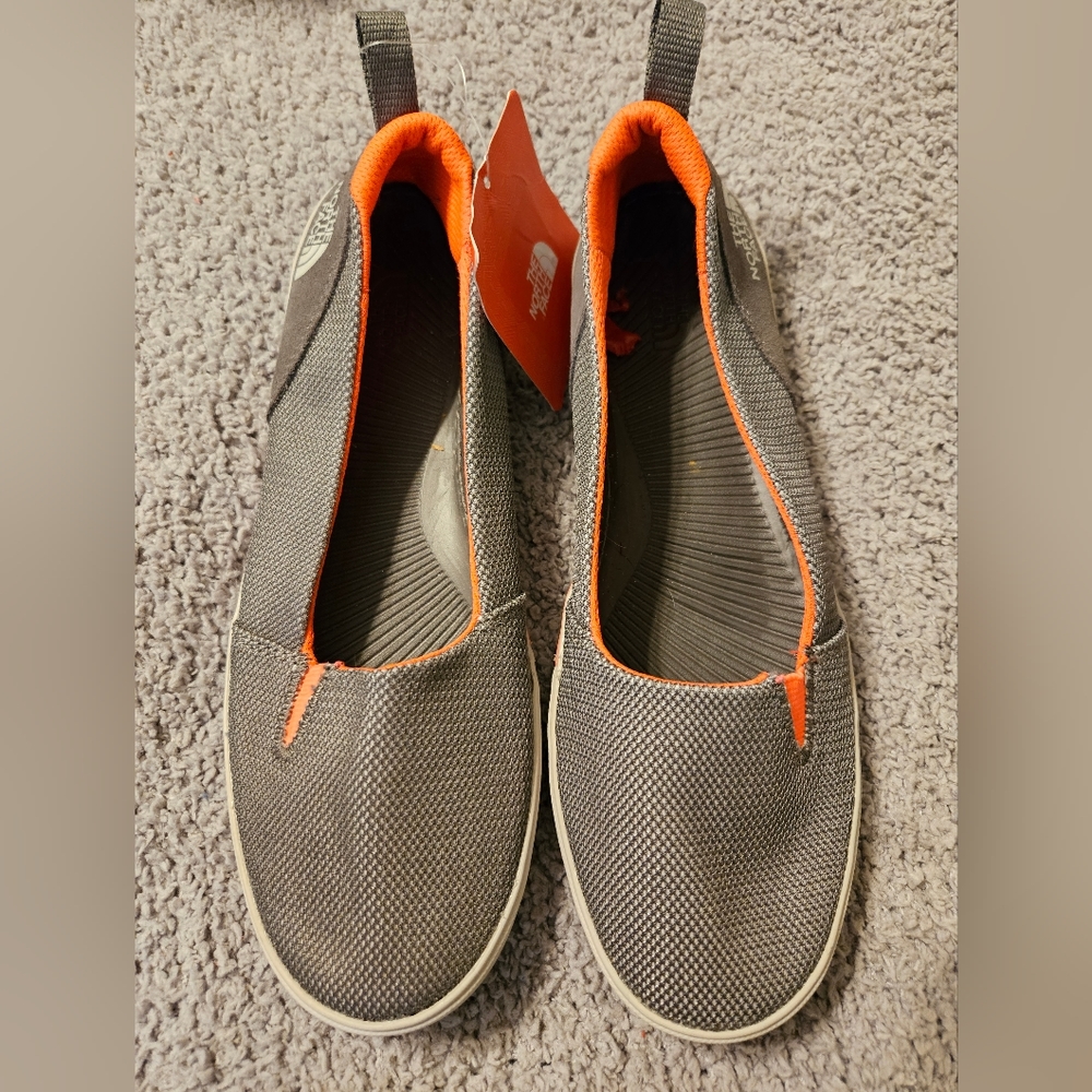 North Face Base Camp Lite Skimmer II Shoes Flats 7 NWT NEW